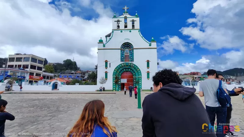 Fachada del templo de San Juan Chamula