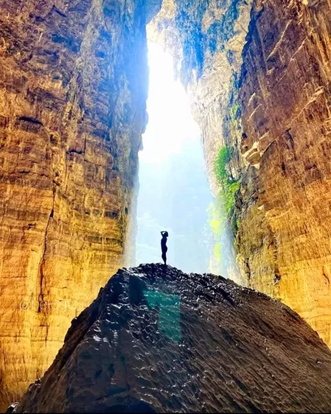 Más Allá de los Siglos: Explorando el Arco del Tiempo