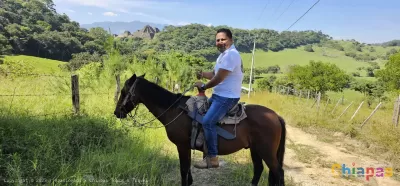 Paseo en caballo en Toniná